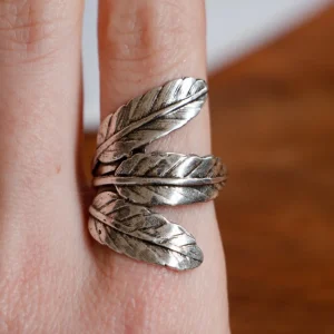 Lotta Djossou Bague 3 Plumes Online