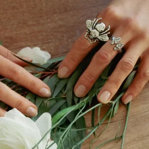 Lotta Djossou Bague Bee Online