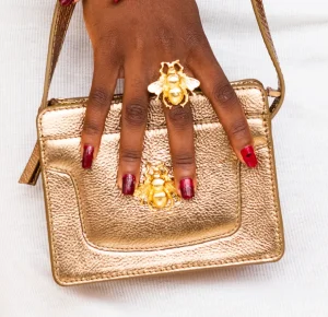 Lotta Djossou Bague Bee Dorée Fashion