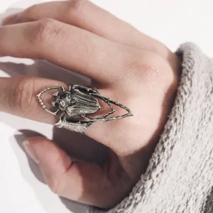 Lotta Djossou Bague Beetle Outlet