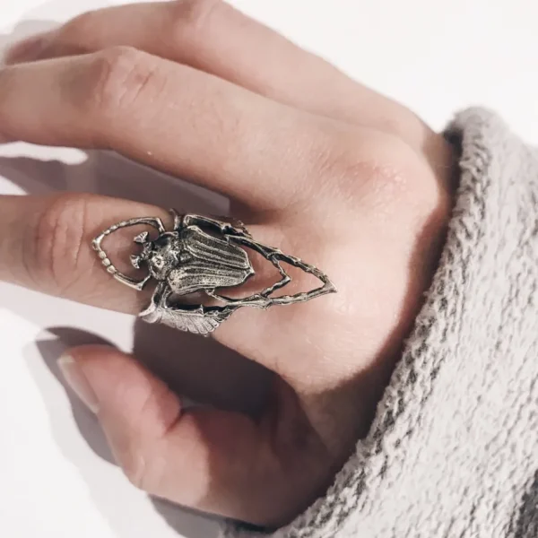 Lotta Djossou Bague Beetle Outlet