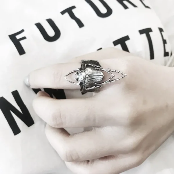 Lotta Djossou Bague Beetle Outlet