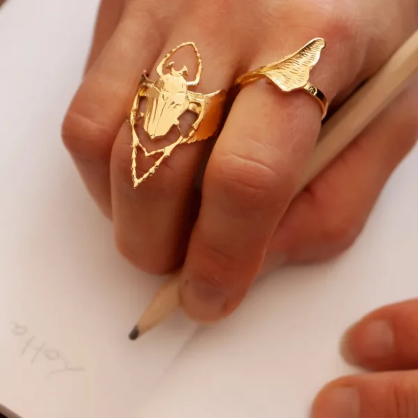 Lotta Djossou Bague Beetle Dorée New