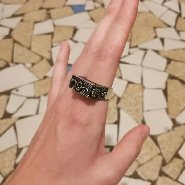 Lotta Djossou Bague Boîte Secrète Serpent Sale