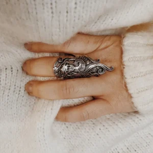 Lotta Djossou Bague Camée Hot