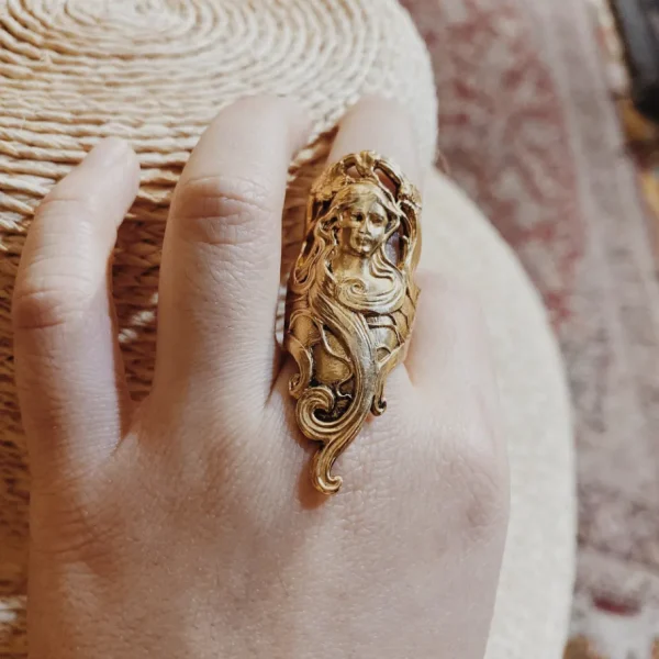 Lotta Djossou Bague Camée Dorée Online