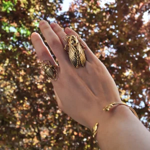 Lotta Djossou Bague Cicadas Dorée Sale