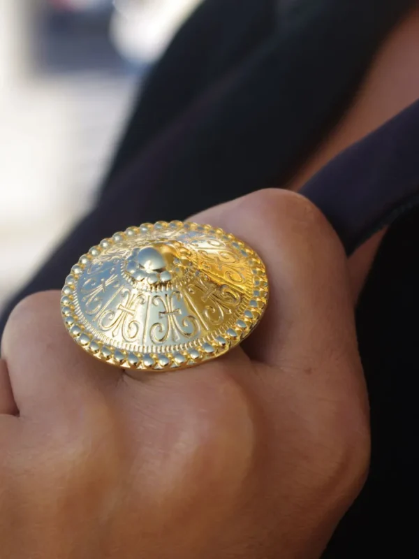 Lotta Djossou Bague Dôme Dorée Outlet