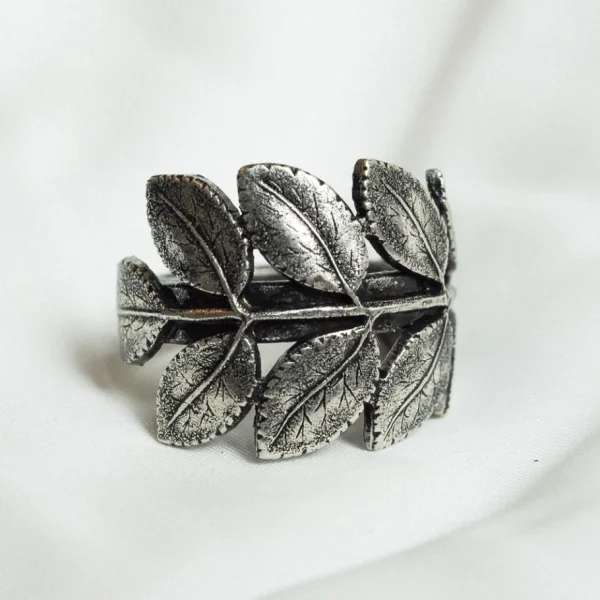 Lotta Djossou Bague Feuille d'Acacia Fashion