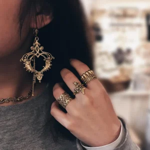 Lotta Djossou Bague Feuilles de Vigne Dorée Outlet