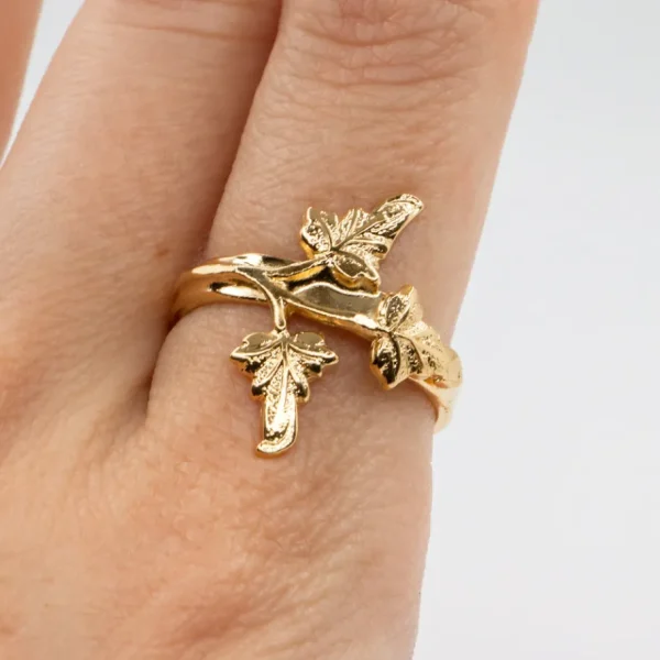 Lotta Djossou Bague Feuilles de Vigne Dorée Outlet