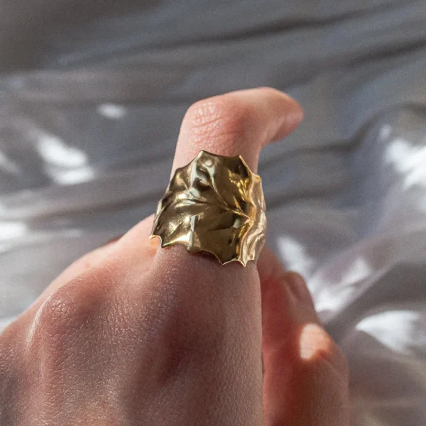 Lotta Djossou Bague Flora Dorée Fashion