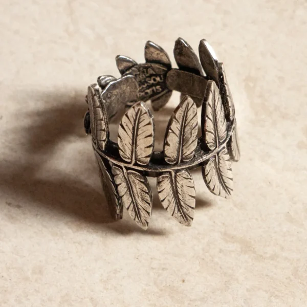 Lotta Djossou Bague Fougère New