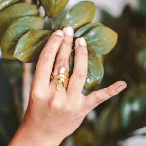 Lotta Djossou Bague Ginkgo Dorée Hot