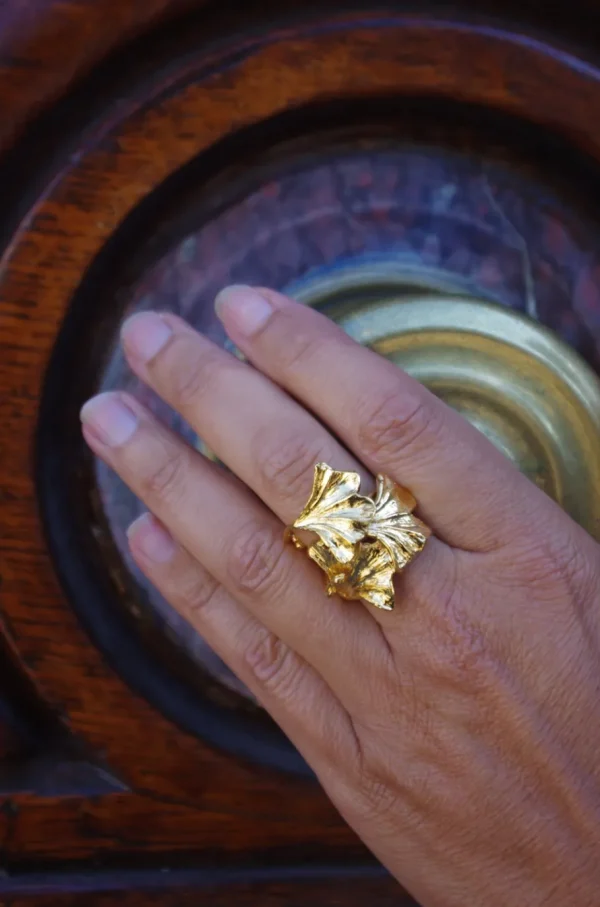 Lotta Djossou Bague Ginkgo Tao Dorée Outlet