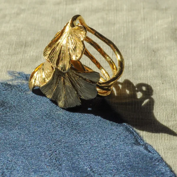 Lotta Djossou Bague Ginkgo Tao Dorée Outlet