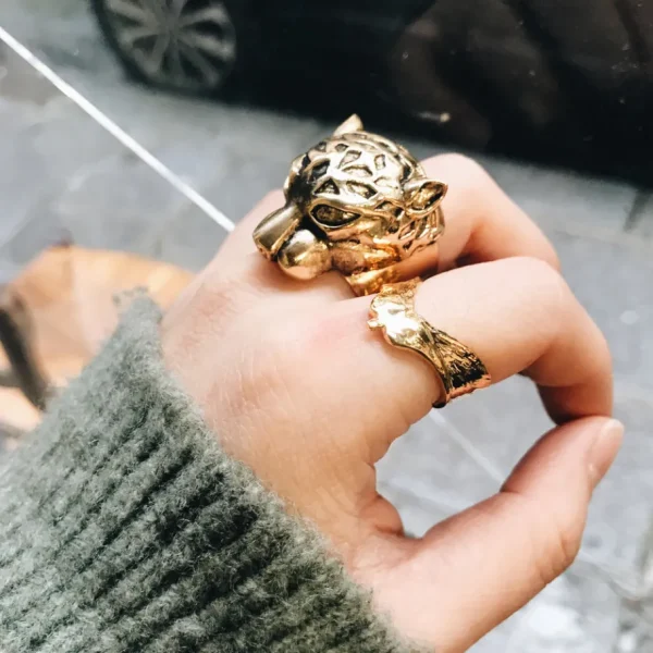 Lotta Djossou Bague Grande Panthère Dorée Sale