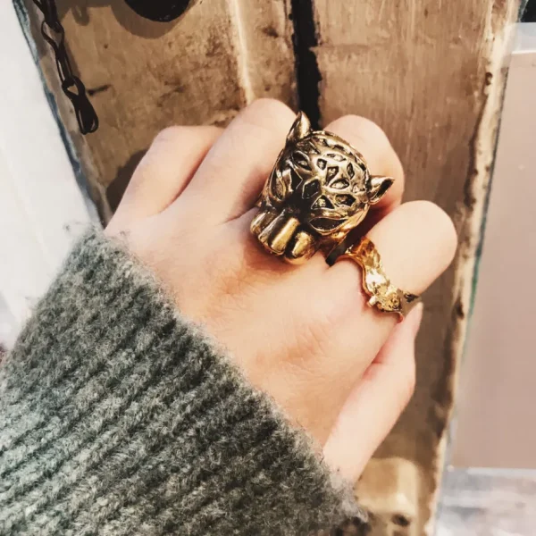 Lotta Djossou Bague Grande Panthère Dorée Sale