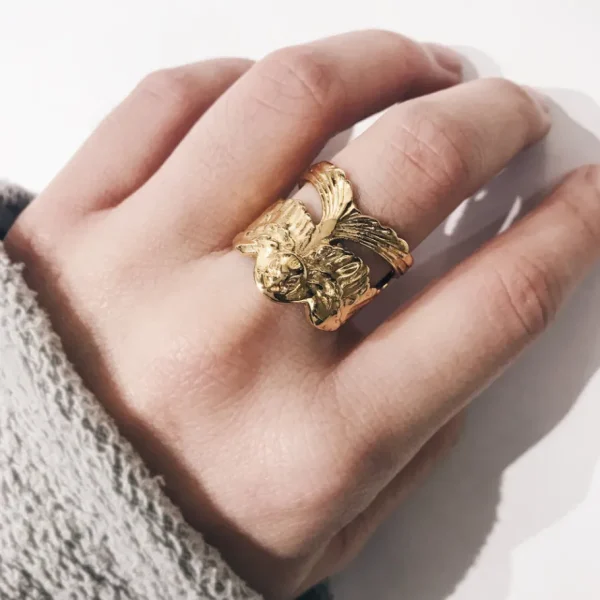 Lotta Djossou Bague Hirondelle Dorée Outlet