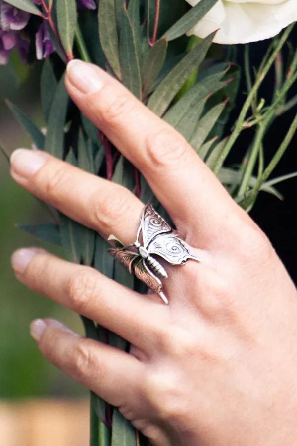 Lotta Djossou Bague Papillon Best
