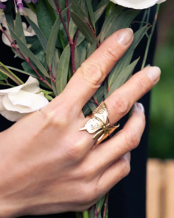 Lotta Djossou Bague Papillon Dorée Discount