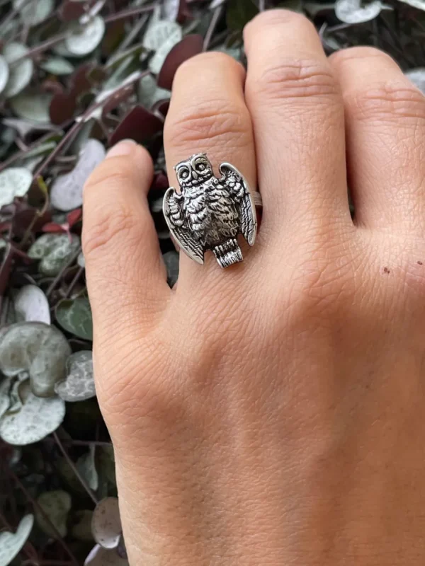 Lotta Djossou Bague petit hibou argentée Outlet