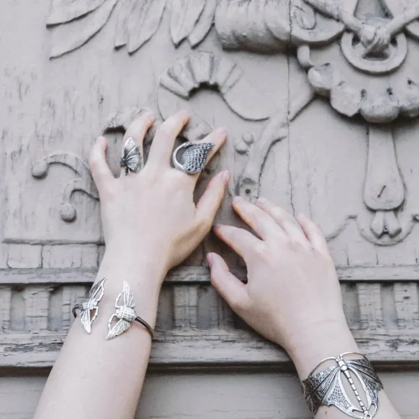 Lotta Djossou Bague Petit Papillon Discount
