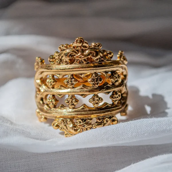 Lotta Djossou Bague Tilda Dorée Hot