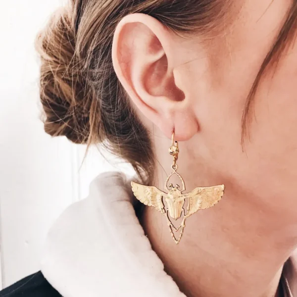 Lotta Djossou Boucles d'Oreilles Beetle Dorées Hot