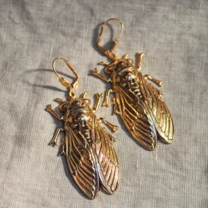 Lotta Djossou Boucles d'Oreilles Cicadas Dorées Best