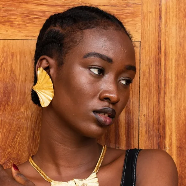 Lotta Djossou Boucles d'oreilles Feuille de Ginkgo Doré Sale