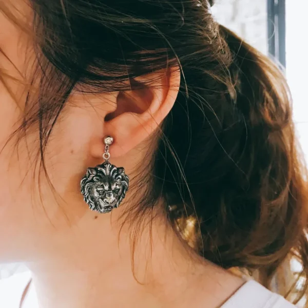 Lotta Djossou Boucles d'Oreilles Lion Hot