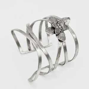 Lotta Djossou Bracelet Papillon Sur Fils Discount