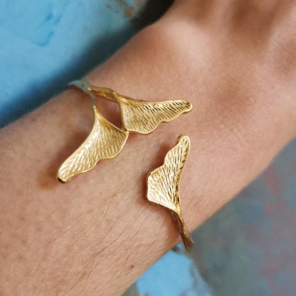 Lotta Djossou Bracelet Petit Ginkgo Doré Hot