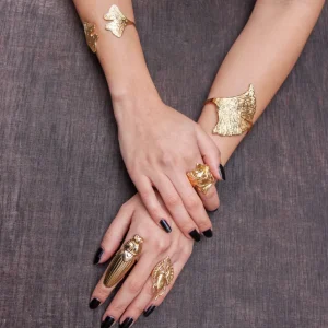 Lotta Djossou Bracelet Petite Feuille de Ginkgo Doré Best