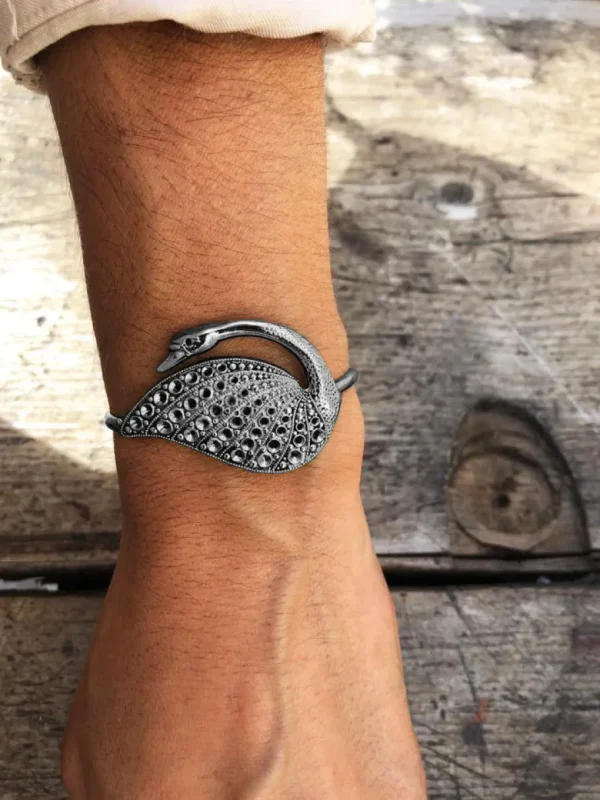 Lotta Djossou Bracelet Swan Doré Clearance