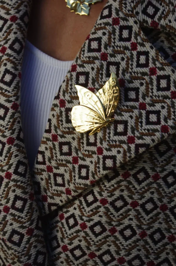 Lotta Djossou Broche Papillon Dorée Best
