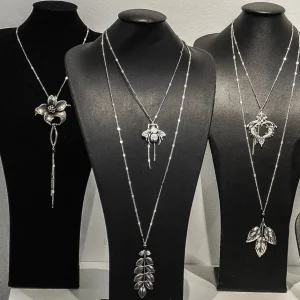 Lotta Djossou COLLIER BEE New