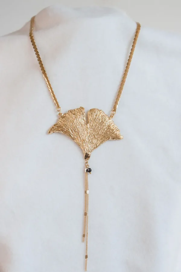 Lotta Djossou Collier Feuille de Ginkgo Doré Fashion