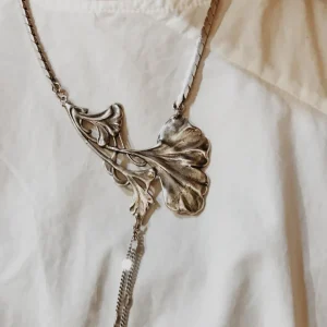 Lotta Djossou Collier Ginkgo Gin New