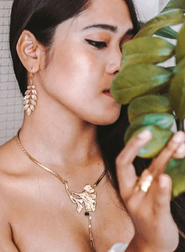 Lotta Djossou Collier Ginkgo Gin Doré New