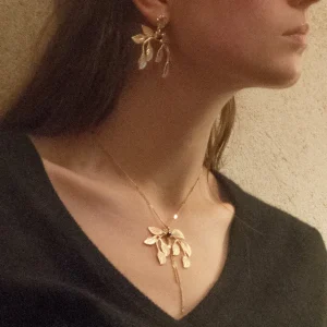 Lotta Djossou Collier Laurier Doré Sale