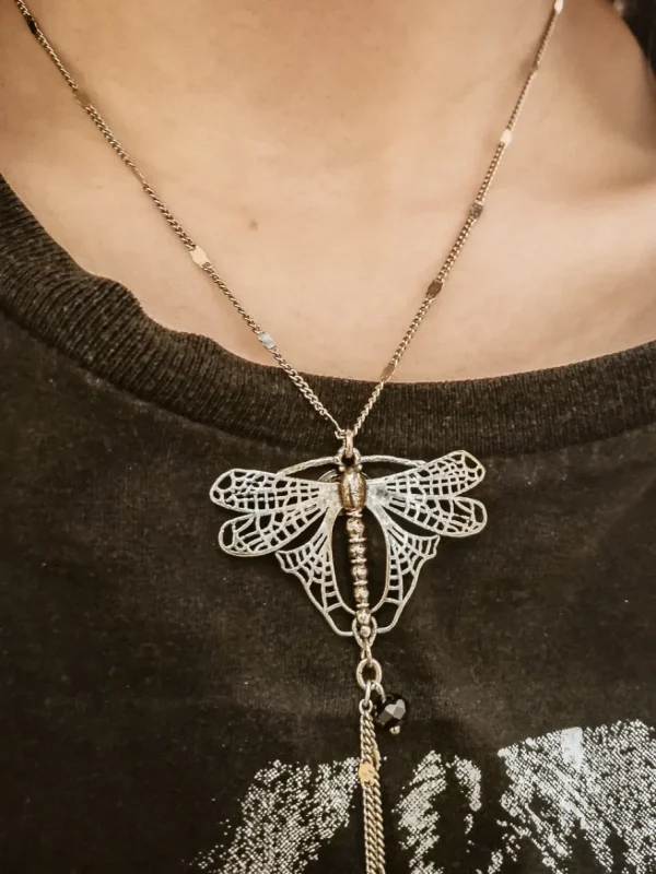 Lotta Djossou Collier Libellule Volant Hot