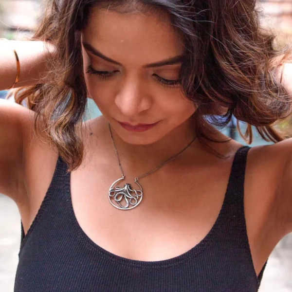 Lotta Djossou Collier Octopus Hot