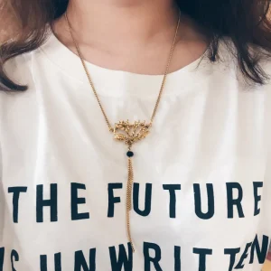 Lotta Djossou COLLIER OURSIN DORE Best