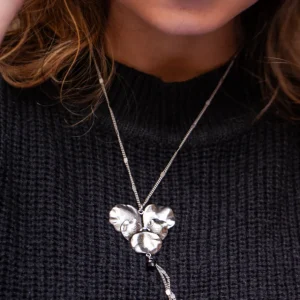 Lotta Djossou Collier Pensée Best