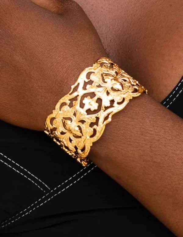 Lotta Djossou Manchette Dentelle Dorée Outlet