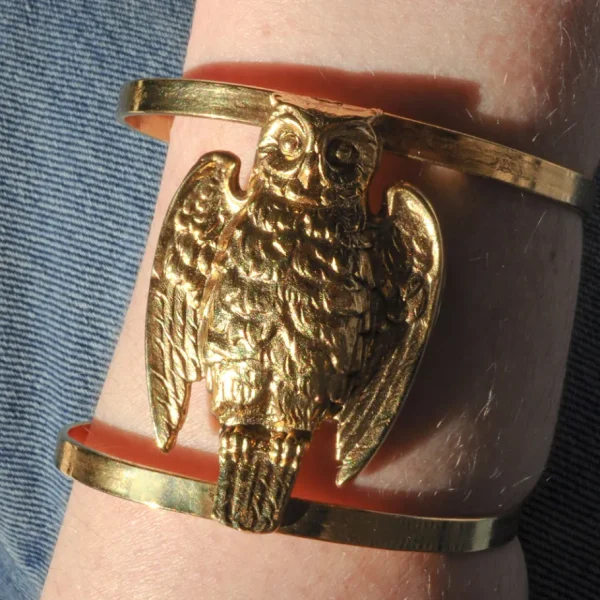 Lotta Djossou Manchette Hibou Dorée Outlet