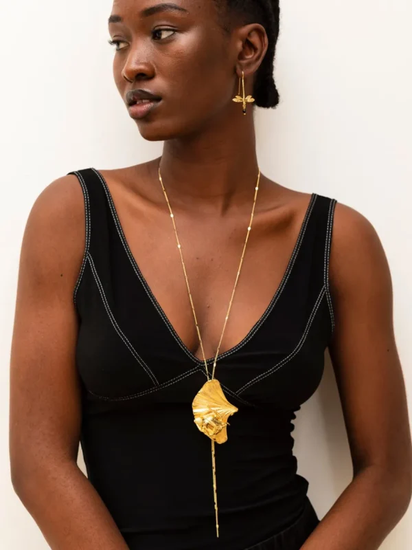 Lotta Djossou Sautoir Feuille Prixi Doré Fashion